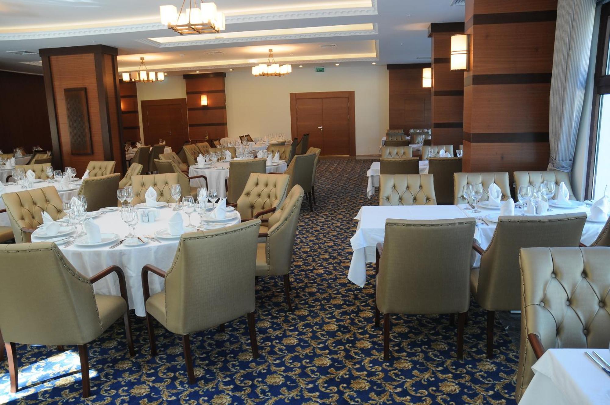 Paradise Island Hotel Darica  Exterior photo